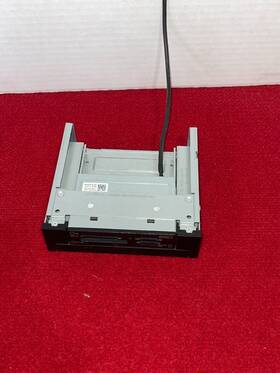 0fxypg Dell -n9mcg Multi Media Card Reader And Adapter Fxypg