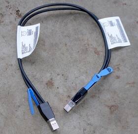 Ibm 00ar272 Mini Sas Hd To 12gbps Cable 0.60m P/n 00y8350 M14800