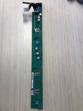 01dh247 Ibm Nvme Drive Backplane With 4 Connectors 8q