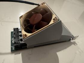 Lsi Sas9300-24i Sas9305-16i Pcie X8 16-port Sas Raid Controller With Noctua 60mm Cooling Fan